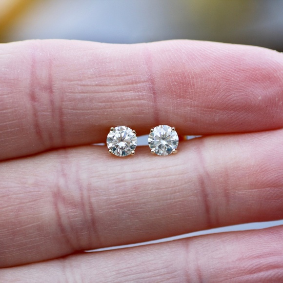 Certified 1 Carat Total Weight Moissanite Stud Earrings 14K Gold Vermeil - Picture 7 of 11